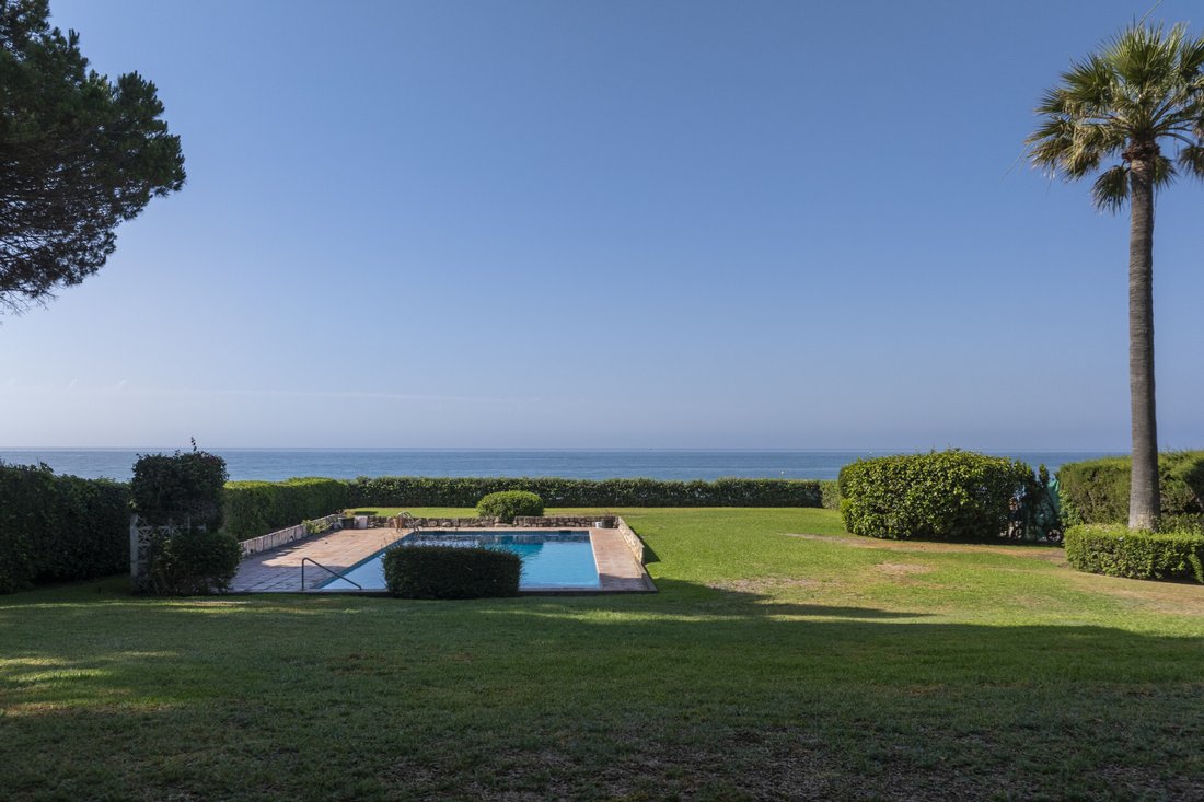 Casa a Estepona, Andalusia, Spagna 2 - 18229021