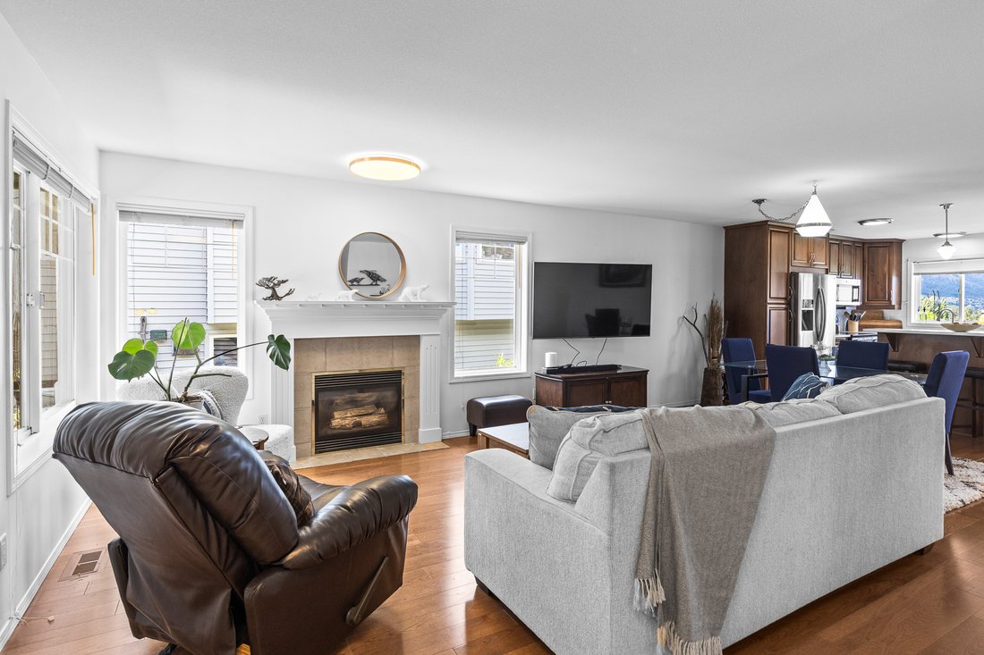 House in West Kelowna, British Columbia, Canada 4 - 18230565