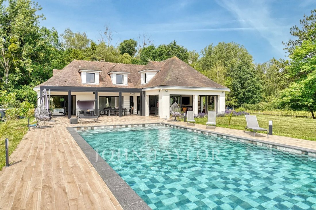 House in Magny-le-Hongre, Ile-de-France, France 1 - 18224243