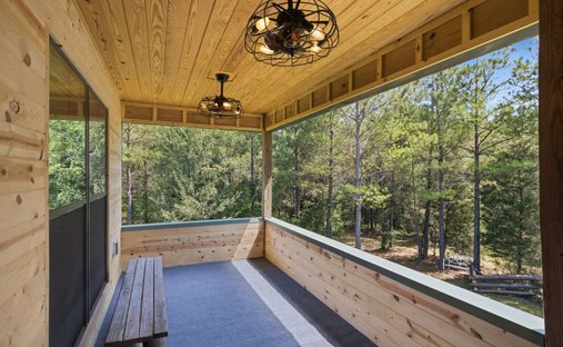 House in Hohenwald, Tennessee, United States 1