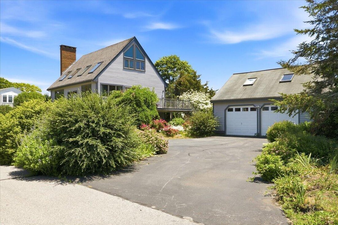 House in Bourne, Massachusetts, United States 3 - 18229444