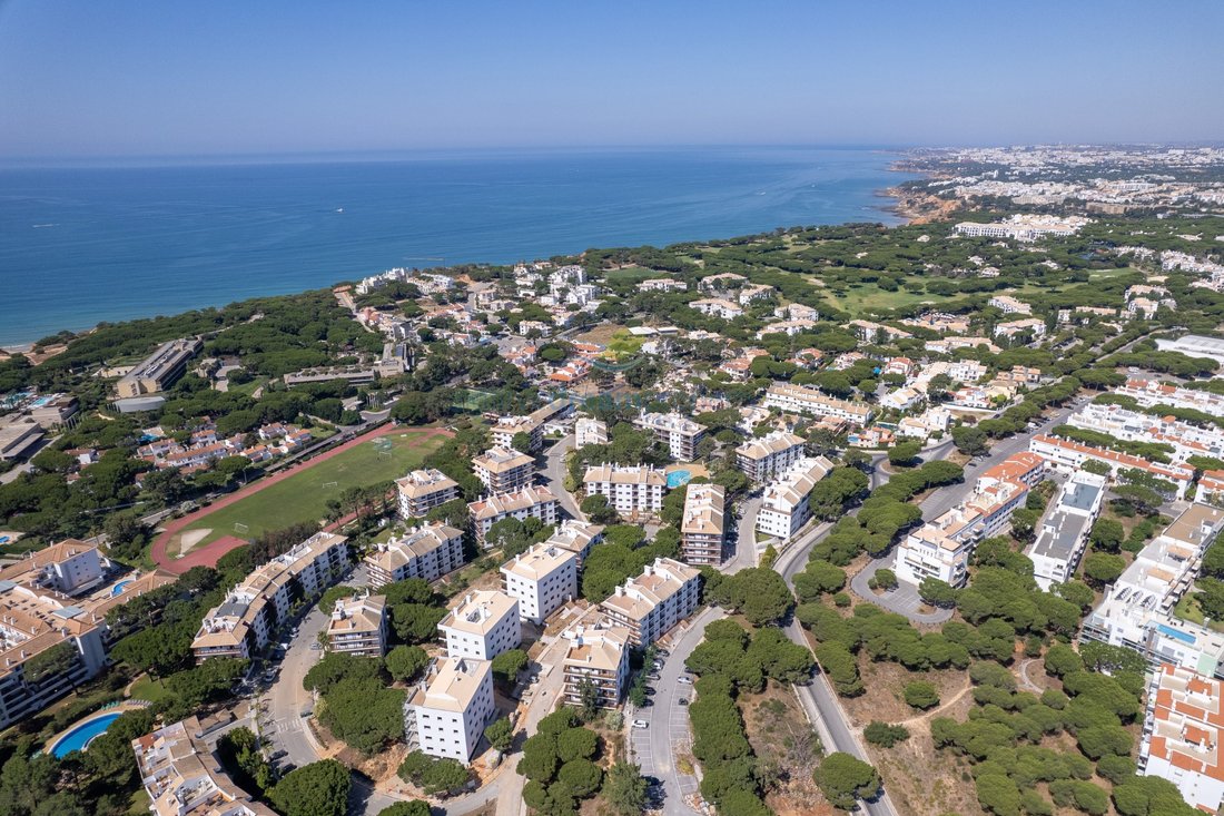 Apartment in Olhos de Agua, Algarve, Portugal 2 - 18224011