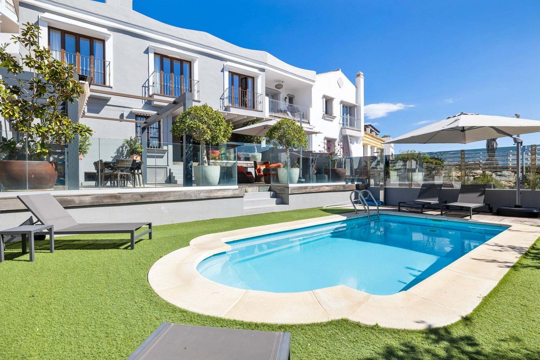 Townhouse in San Pedro de Alcantara, Andalusia, Spain 1 - 18225334