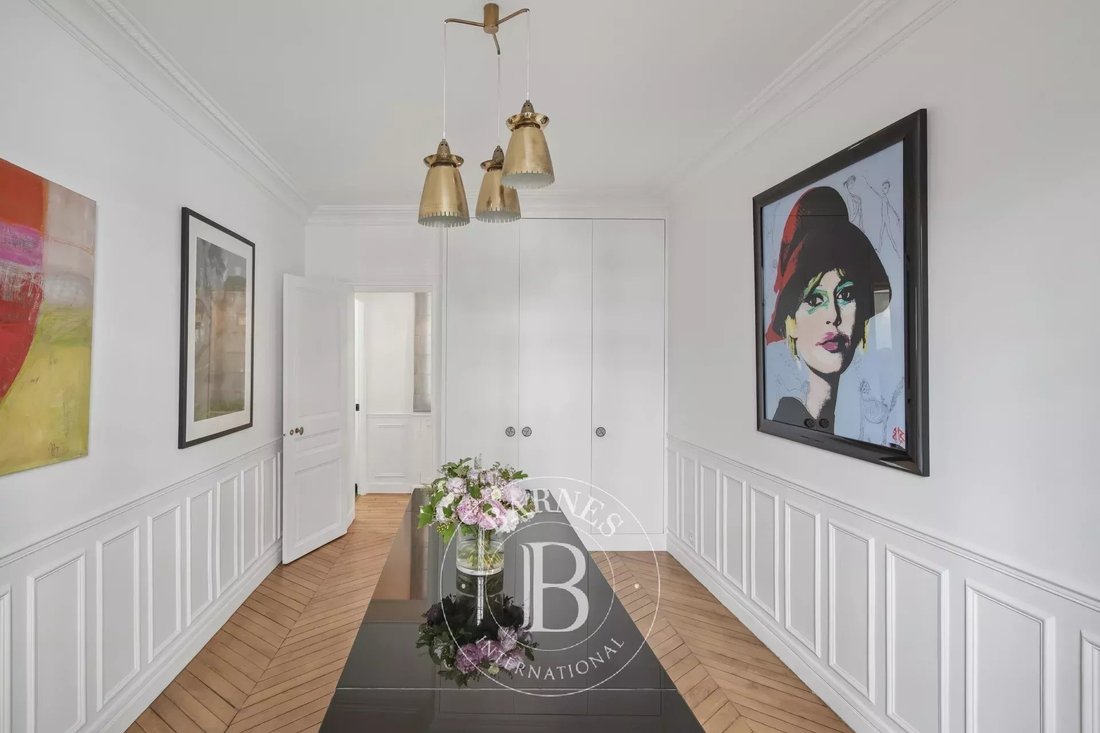 Apartment in Auteuil Nord, Paris 16e Arrondissement, Paris 3 - 18224074