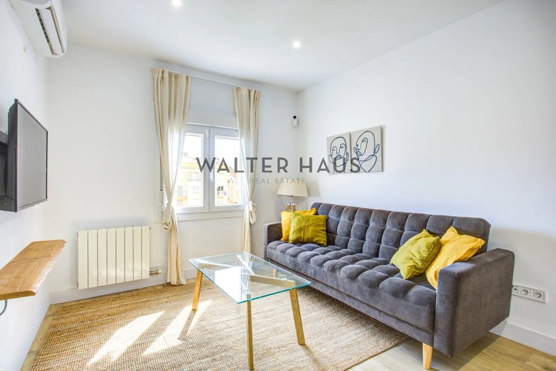 Apartment in Eixample, Barcelona, Spain 4 - 18224315