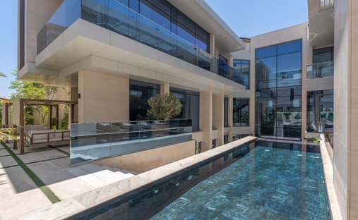 Villa in Pearl Jumeirah, Dubai, United Arab Emirates 1