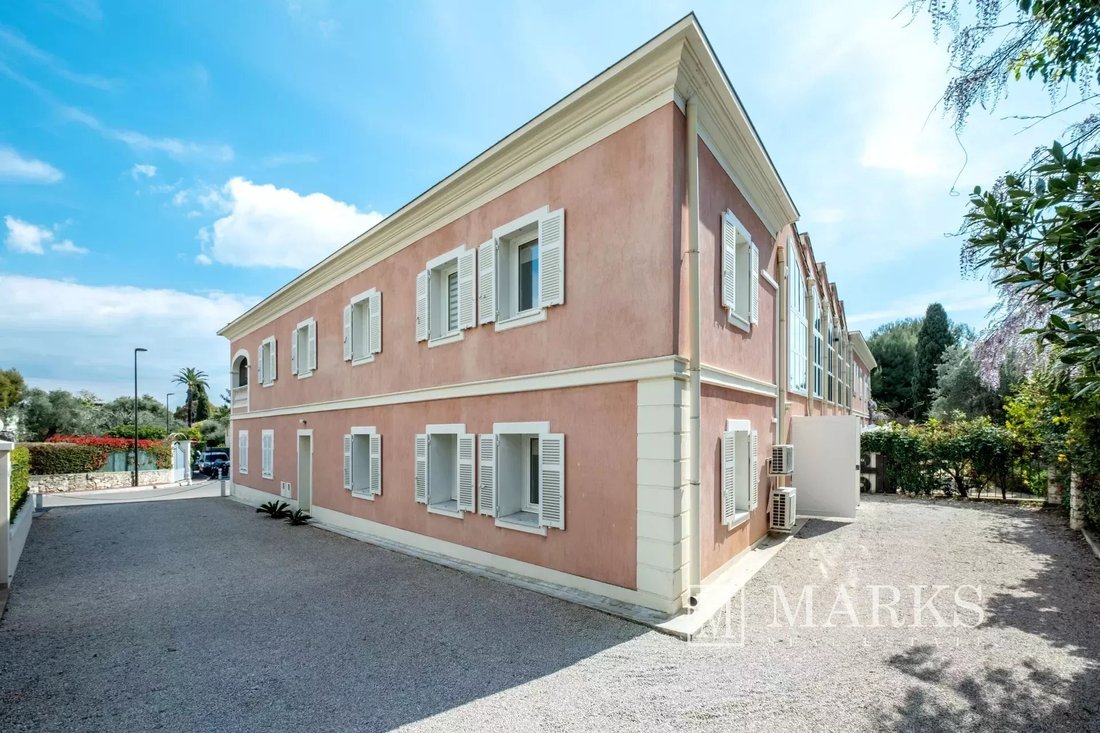 Apartment in Saint-Jean-Cap-Ferrat, Provence-Alpes-Côte d'Azur, France 3 - 15417158
