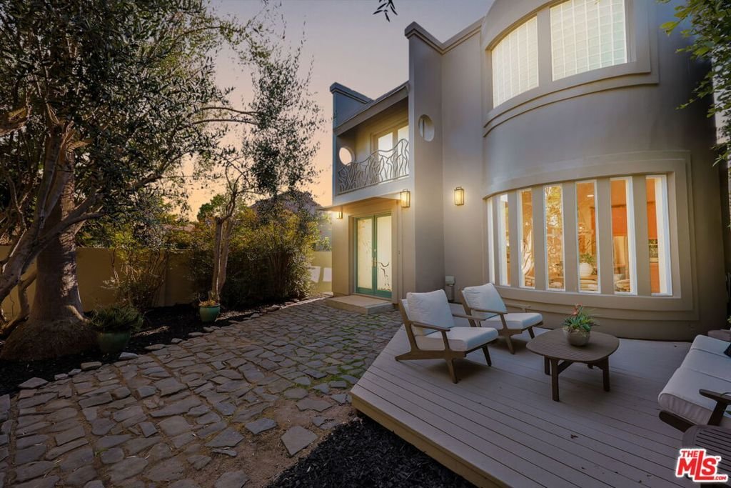 House in Los Angeles, California, United States 4 - 18225136