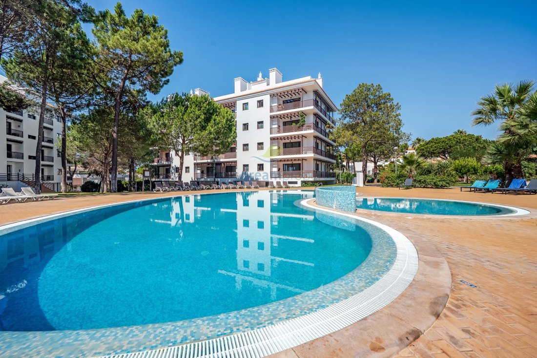 Apartment in Olhos de Agua, Algarve, Portugal 3 - 18224011