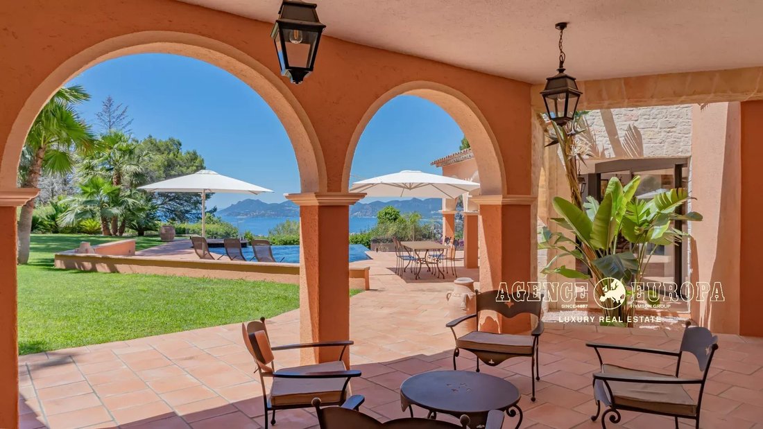 Villa in Collines, Le Cannet, France 3 - 18224076