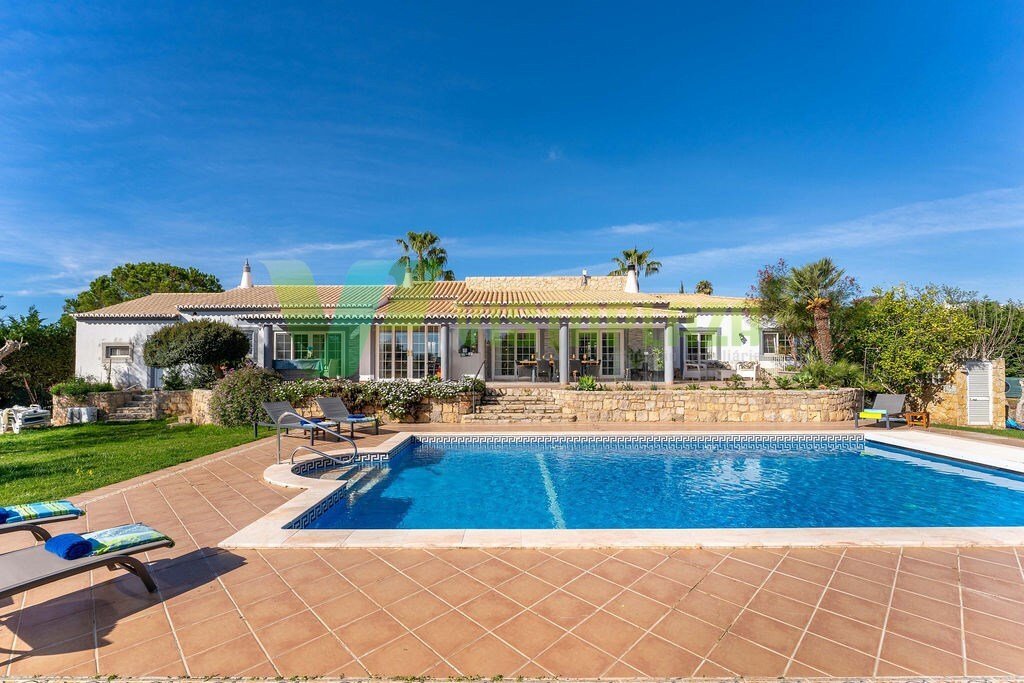 House in Carvoeiro, Algarve, Portugal 1 - 18223979