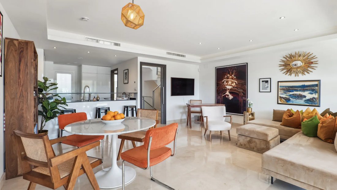 House in Marbella, Andalusia, Spain 4 - 18225313
