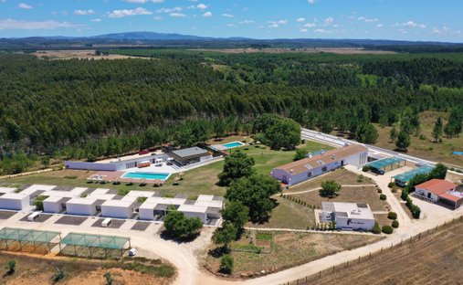 Corps de ferme en Portugal 1