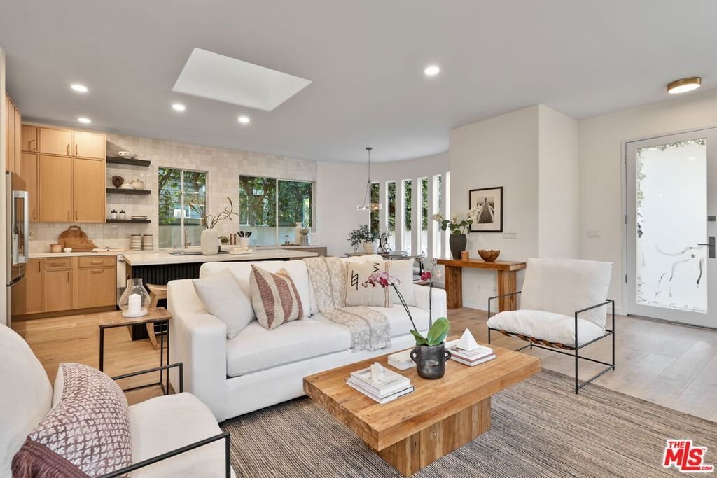 House in Los Angeles, California, United States 2 - 18225136