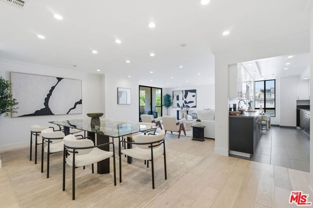 Condo in Beverly Hills, California, United States 4 - 18225199