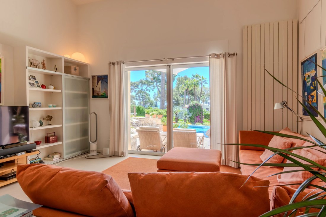 Villa in Antibes, Provence-Alpes-Côte d'Azur, France 4 - 18224101