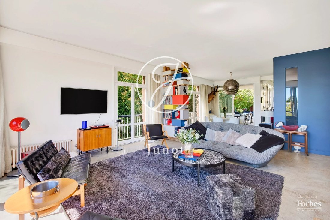 House in Saint-Cloud, Ile-de-France, France 5 - 18223886