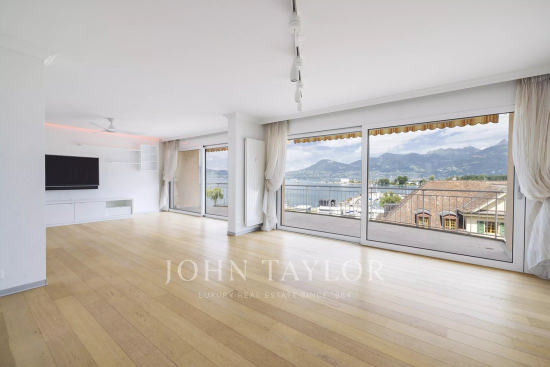 Apartment in Port-Valais, Valais, Switzerland 2 - 18224104