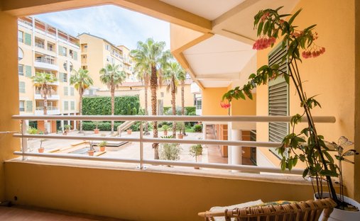 Apartment in Le Port, Nice, France 1