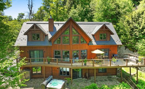 Maison à Mont-Tremblant, Québec, Canada 1