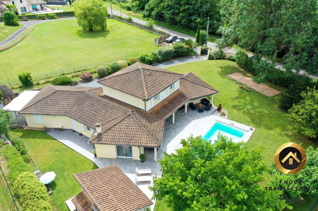 House in Denice, Auvergne-Rhône-Alpes, France 2 - 16684902