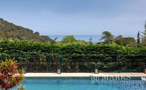 Villa in Èze, Provence-Alpes-Côte d'Azur, France 1
