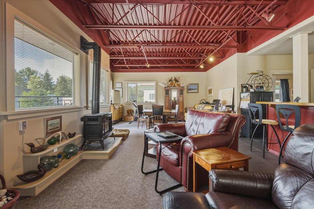 Condo in Whistler, British Columbia, Canada 3 - 18230570