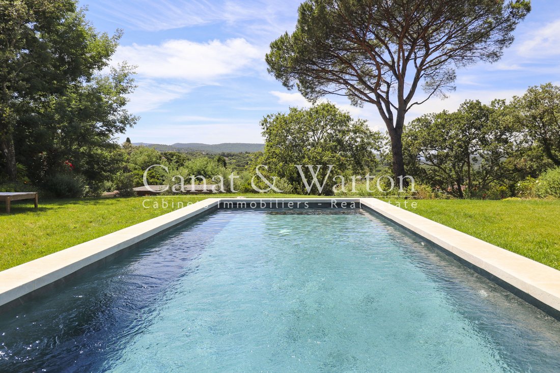 Villa in La Croix-Valmer, Provence-Alpes-Côte d'Azur, France 2 - 18225968