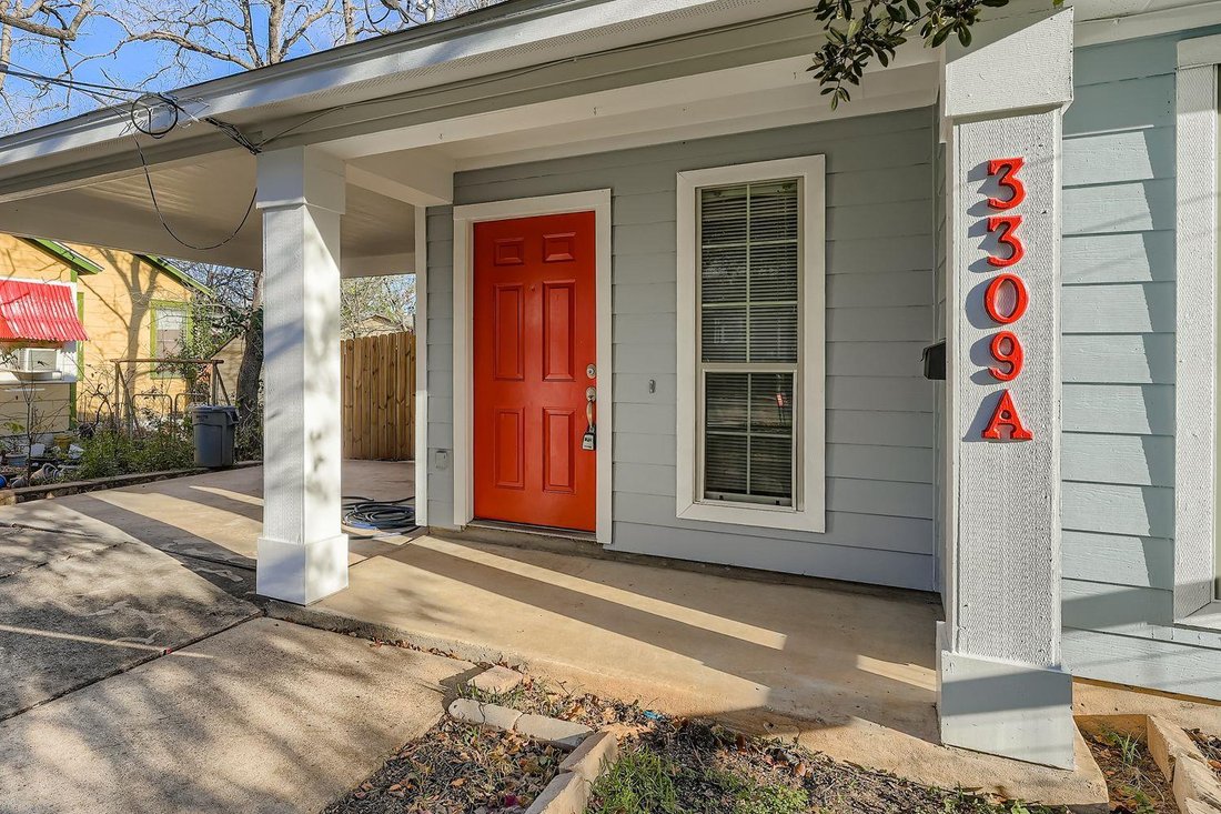 Austin, Texas, United States 2 - 18230917