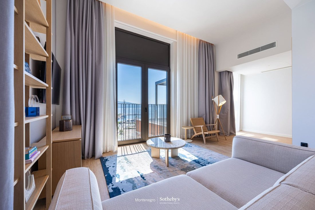 Apartment in Tivat, Tivat Municipality, Montenegro 4 - 18224100
