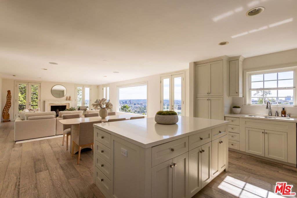 House in Los Angeles, California, United States 5 - 18229818