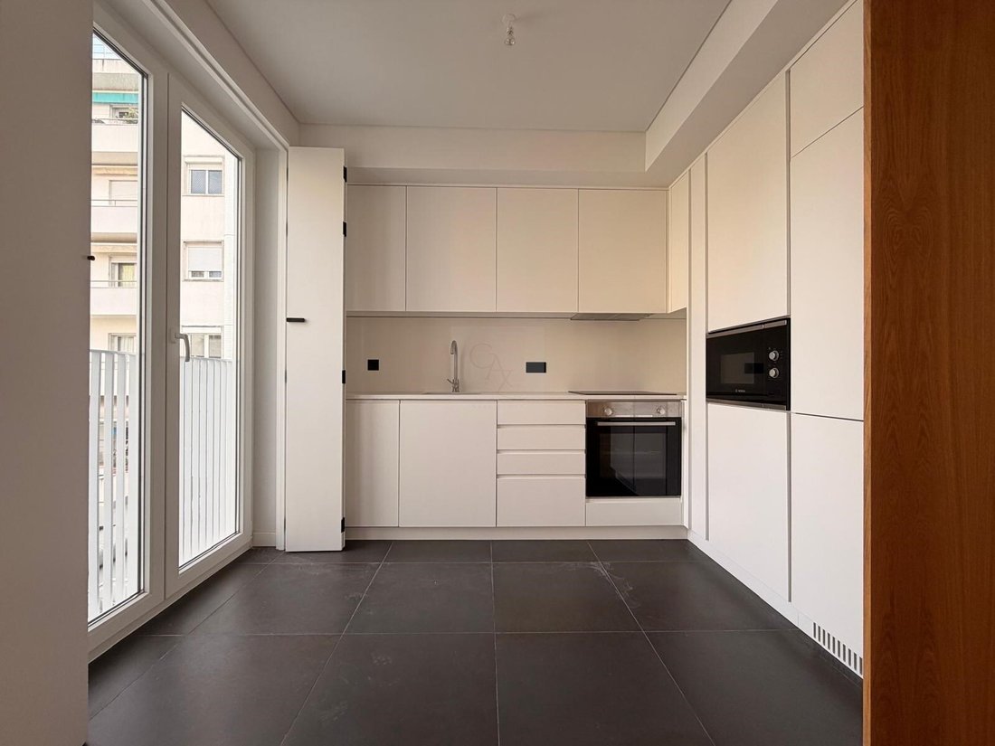 Apartment in Campo de Ourique, Lisbon, Portugal 3 - 18224680