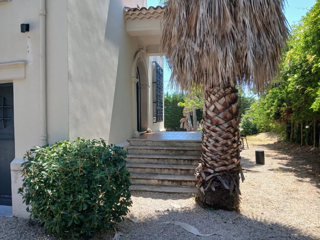 Estate in Collettes Bréguières-Sud, Cagnes-sur-Mer, France 2 - 18224201