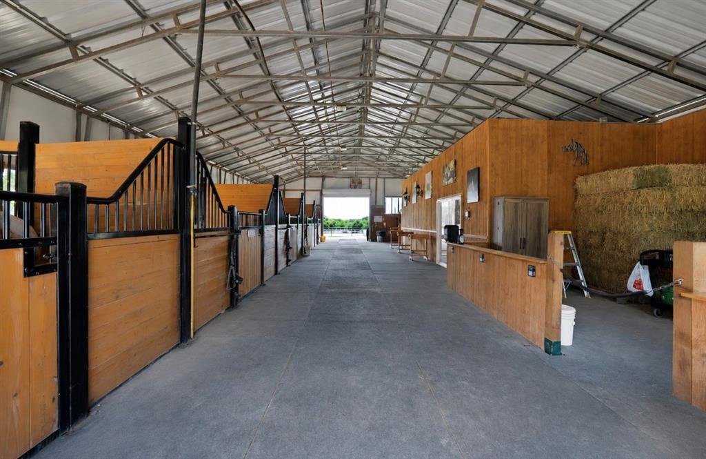 House in Waxahachie, Texas, United States 2 - 18232164