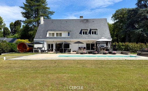 House in Gouvieux, Hauts-de-France, France 1