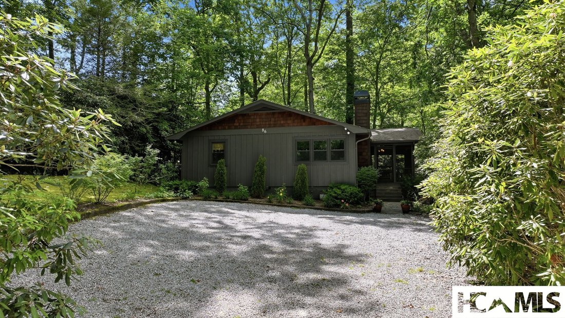 House in Highlands, North Carolina, United States 2 - 18225093
