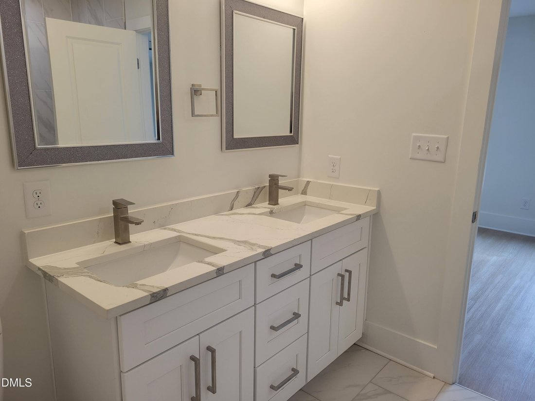 Apartment in Raleigh, North Carolina, United States 4 - 18233897