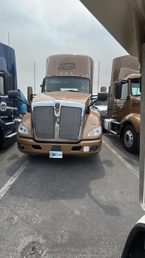2022 Kenworth T600 T680 Aerodynamic in Miami, FL, United States 1 - 18228388