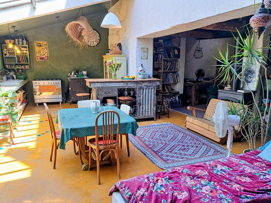 Villa in Saint-Rémy-de-Provence, Provence-Alpes-Côte d'Azur, France 1 - 17995141
