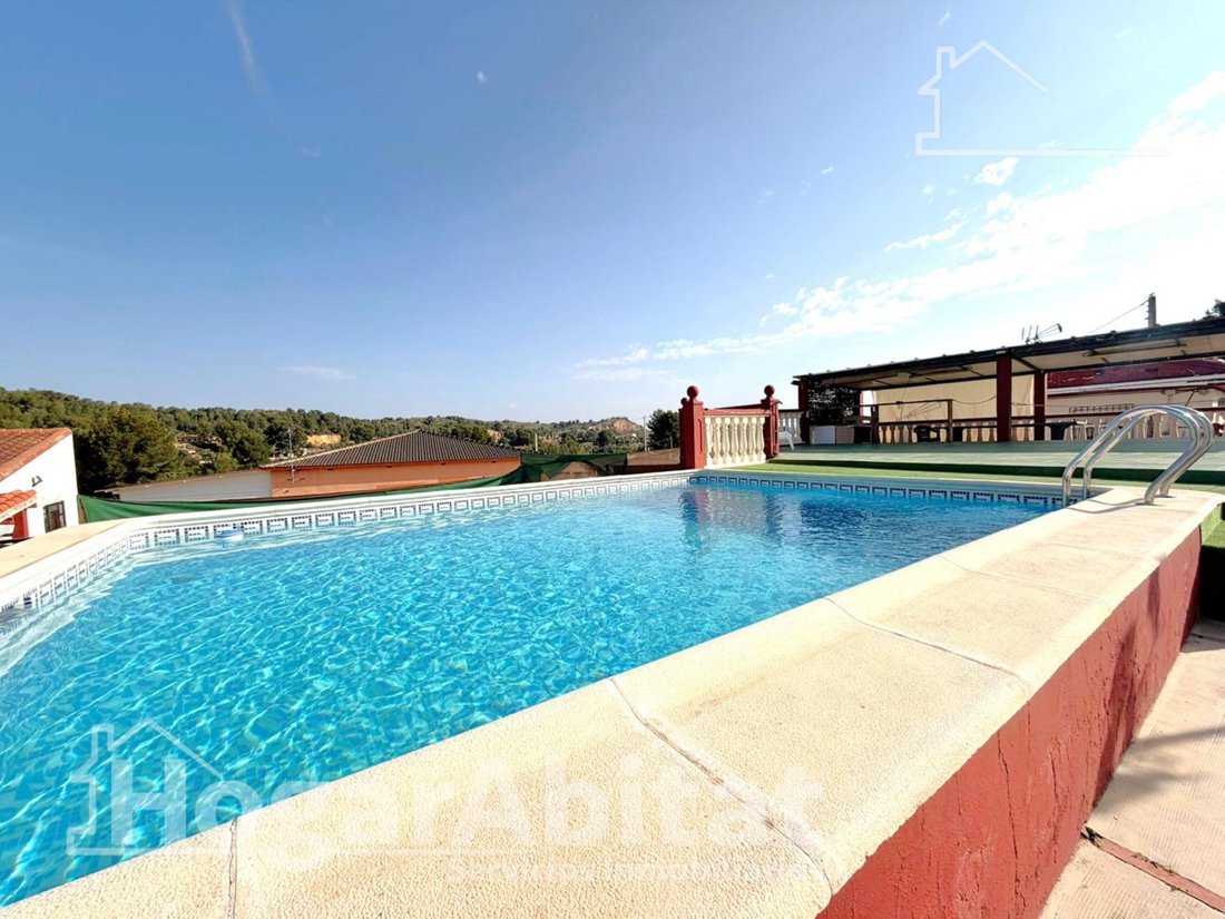 Villa in Vilamarxant, Valencian Community, Spain 2 - 18227289