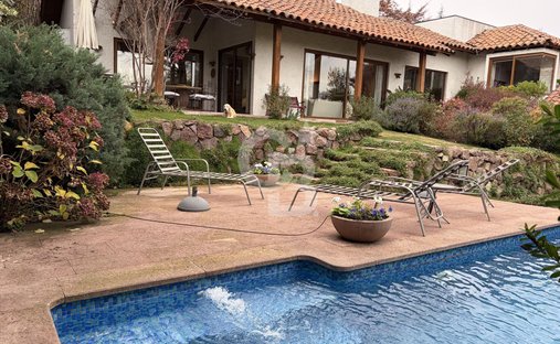 House in Lo Barnechea, Santiago Metropolitan Region, Chile 1