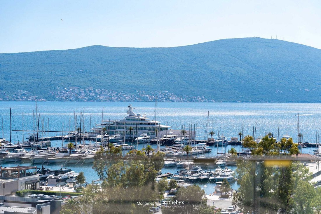 Apartment in Tivat, Tivat Municipality, Montenegro 1 - 18224100