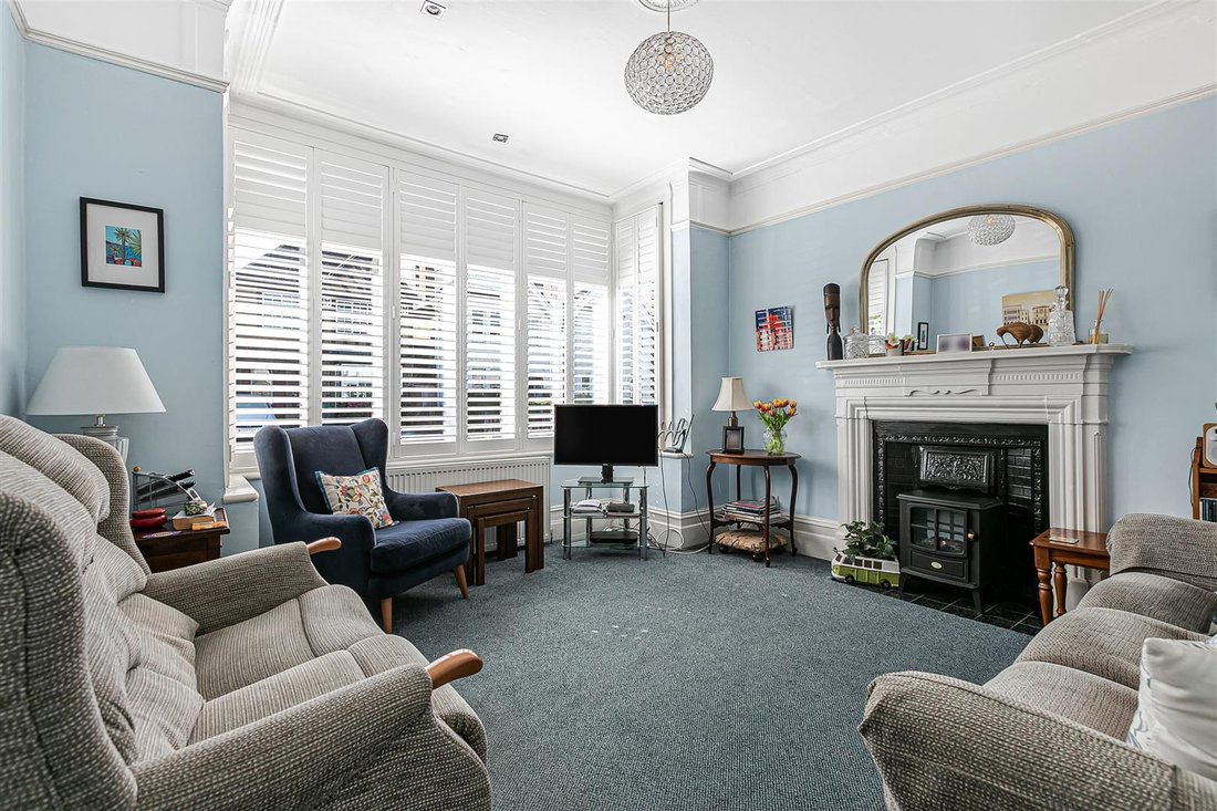 House in Norbiton, Royal Borough of Kingston upon Thames, England 2 - 18225291