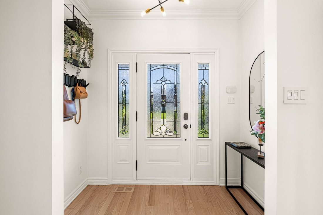 House in Beaconsfield, Quebec, Canada 4 - 18228986