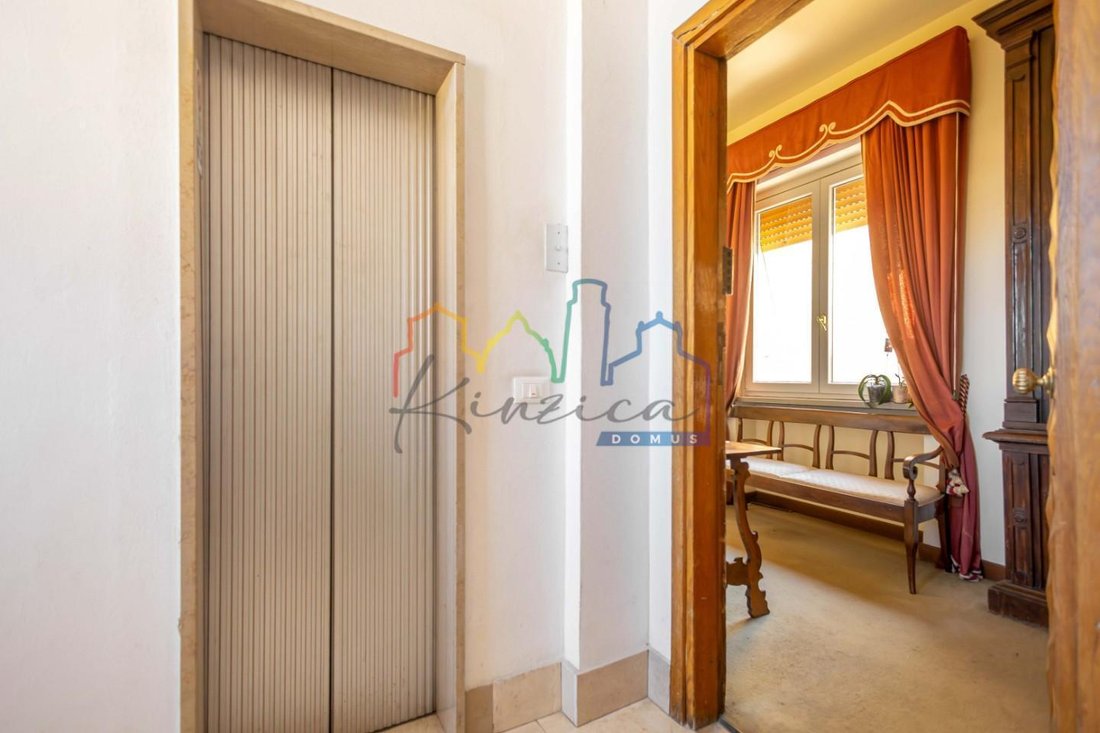 Penthouse in San Martino, Pisa, Italy 2 - 18225625