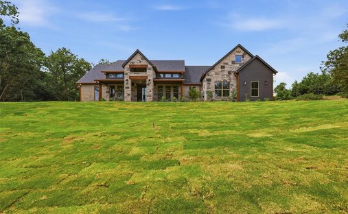 House in Granbury, Texas, United States 1
