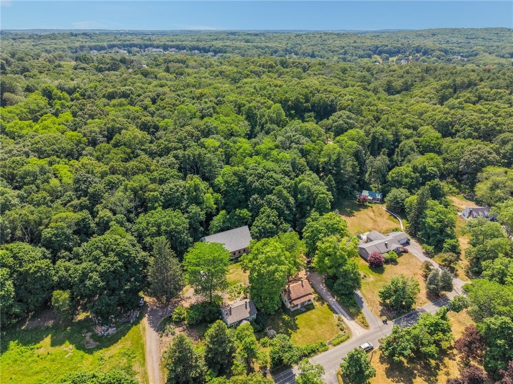 House in Cumberland, Rhode Island, United States 2 - 18226881