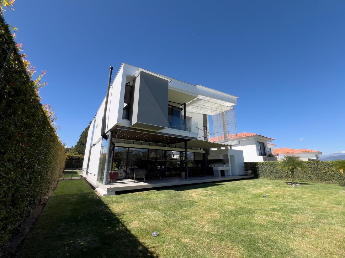 House in Quito, Pichincha, Ecuador 1 - 18223679