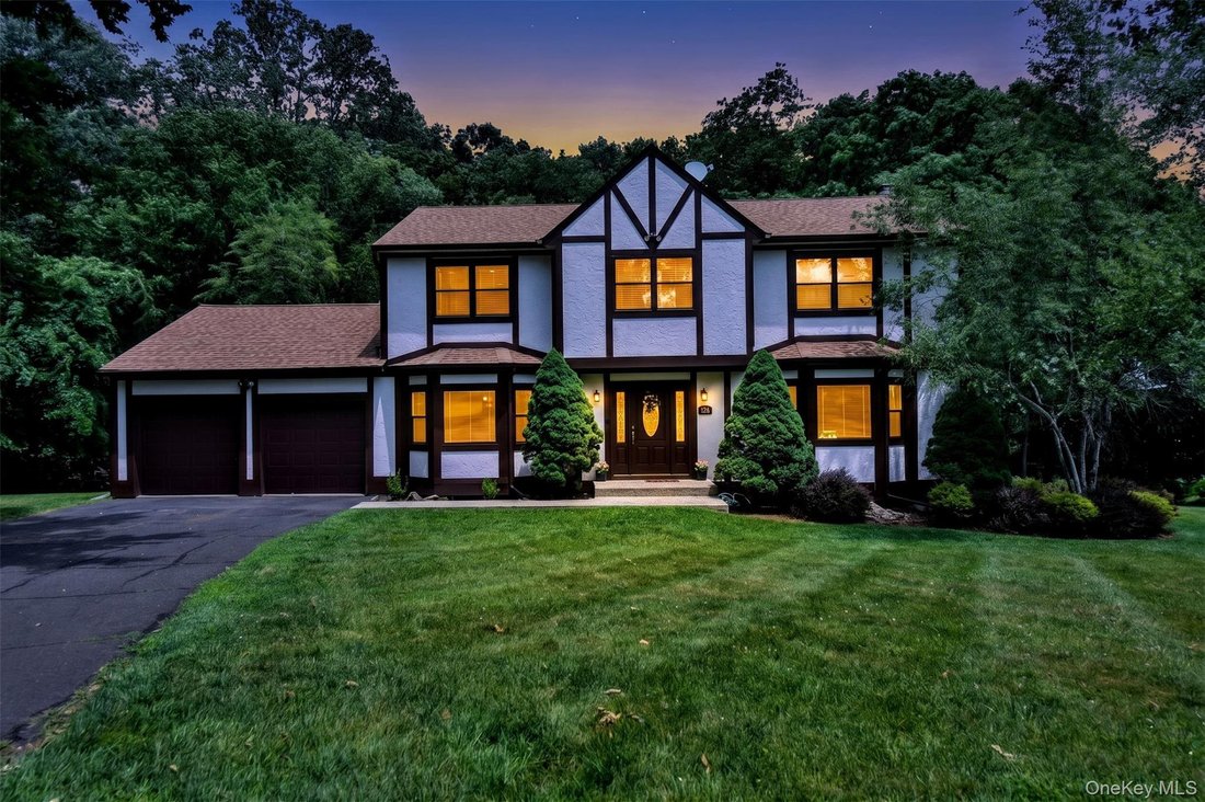 House in Montebello, New York, United States 2 - 18233773