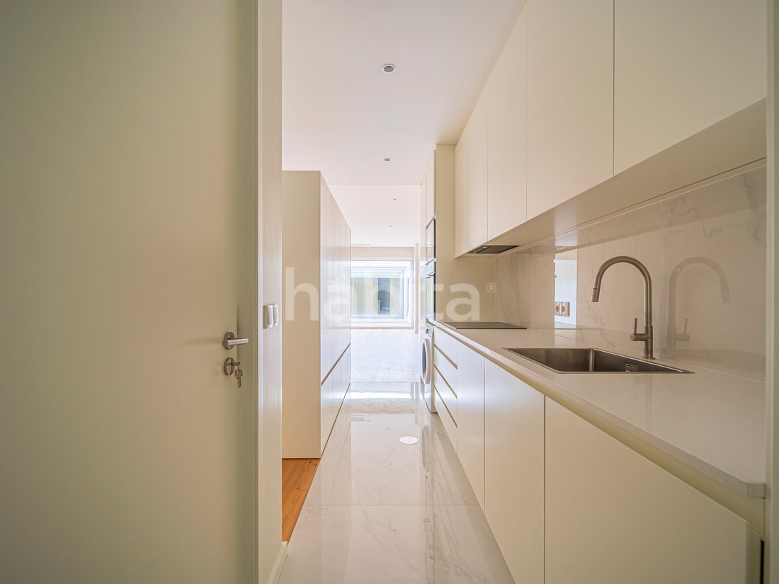 Apartment in Cedofeita, Santo Ildefonso, Se, Miragaia, Sao Nicolau e Vitoria, Porto District, Portugal 5 - 18230815